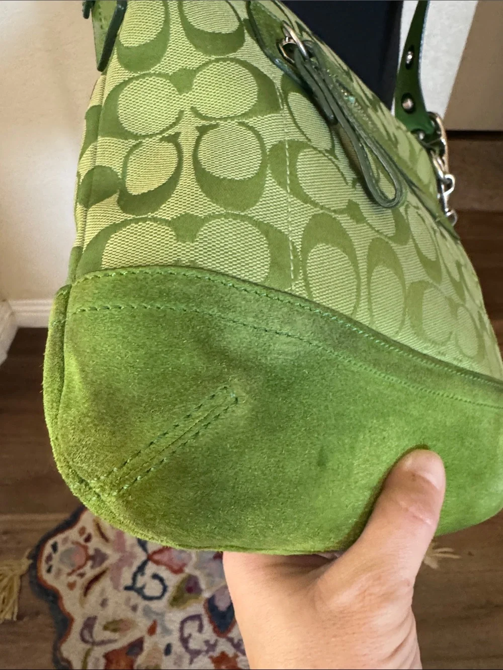 Coach Green 💚 #9362 crossbody bag with ladybug 🐞 keychain